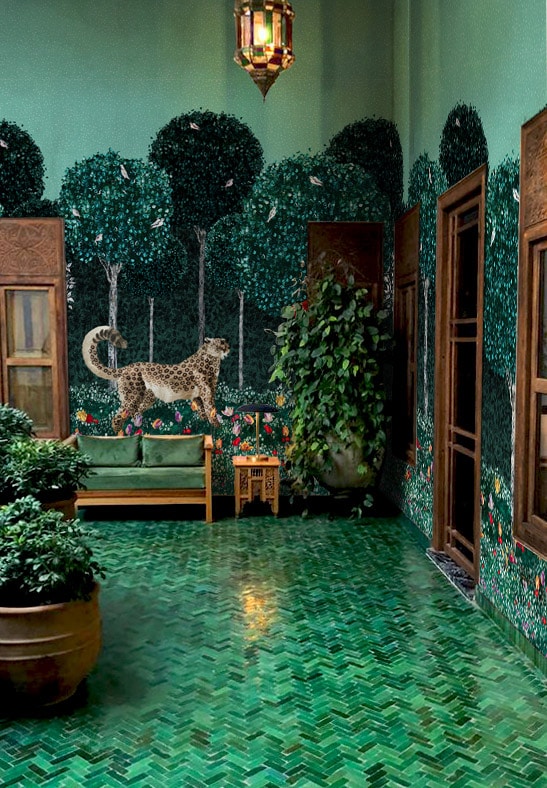 cheetah, game, palais des papes, gothic, avignon, provence, clement VI room, decorated,frescoes, hunting, parrots, trees, forest, scenic, wallpaper, deco, illustration, pattern,printed, house, non-woven matt paper, interior design